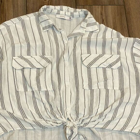 Lush Striped Tie Front Blouse Size Medium - Picture 3 of 6